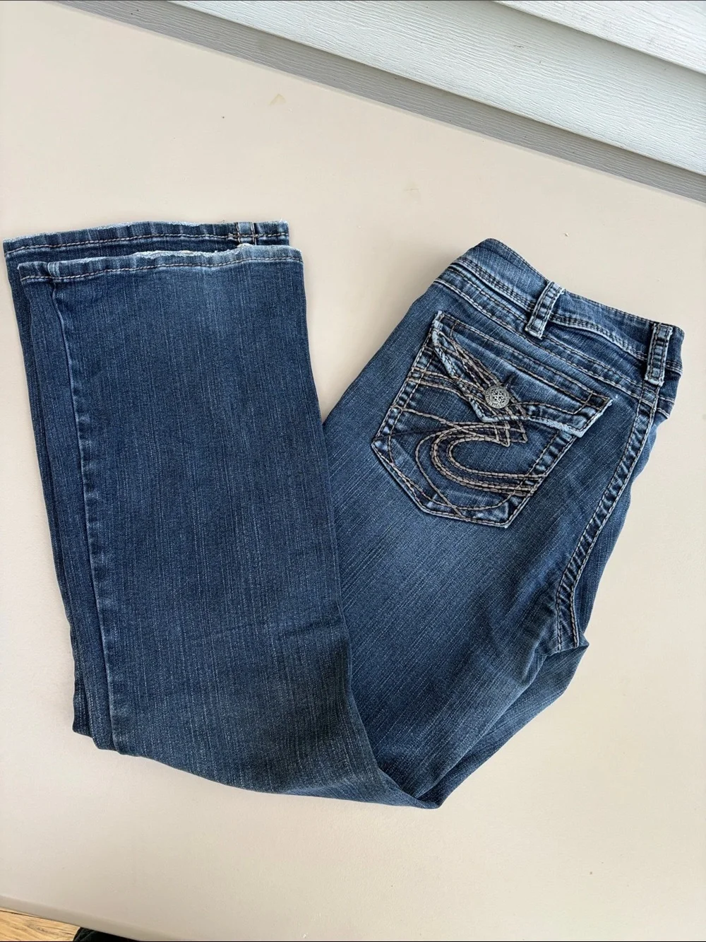 Silver Jeans suki surplus Dark Blue Embroidered Pocket Jeans 33/30